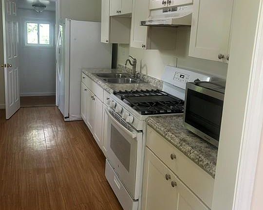 5th image of 27 Gatto Dr