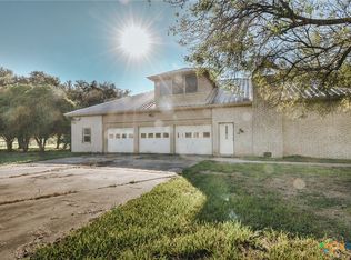 883 Fleming Prairie Rd, Victoria, TX 77905