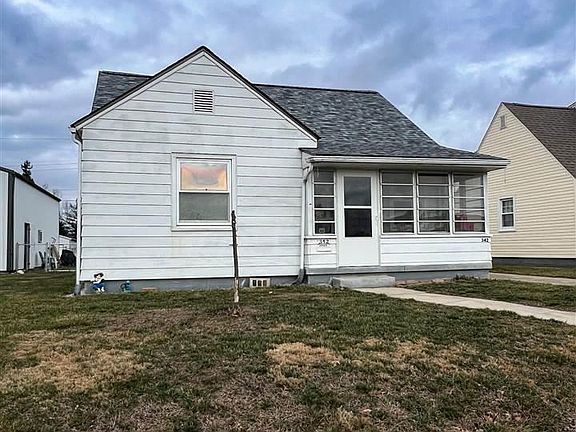 2nd image of 342 W Indiana Ave