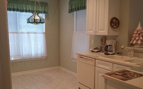 4th image of 12950 Meadow View Ct Unit 202