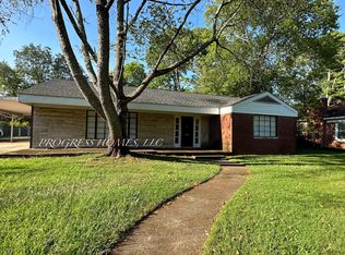 1002 11th Avenue Ct SE, Decatur, AL 35601