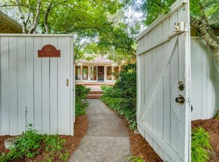 3065 SW 70th Ave, Portland, OR 97225
