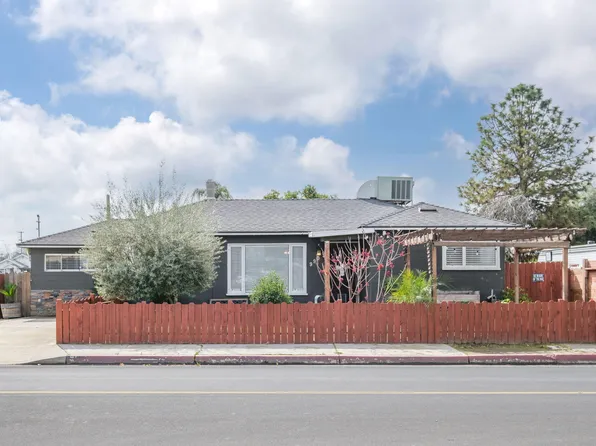 990 E El Monte Way, Dinuba, CA 93618