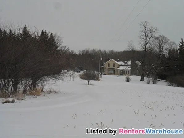 5460 Marsh Lake Rd, Chaska, MN 55318