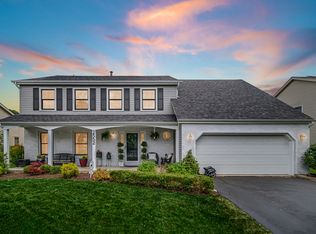2552 Brockton Cir, Naperville, IL