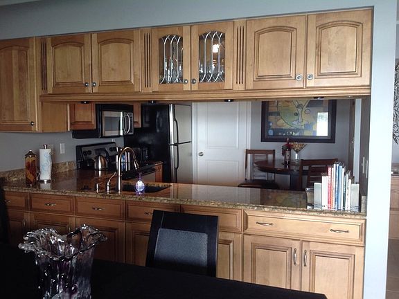 5th image of 2515 E Lakeshore Dr #A