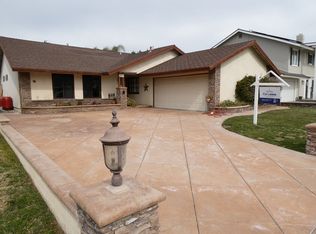 19619 Delight St, Santa Clarita, CA 91351