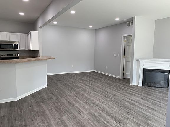 4th image of 17106 Chesapeake Cir #17106