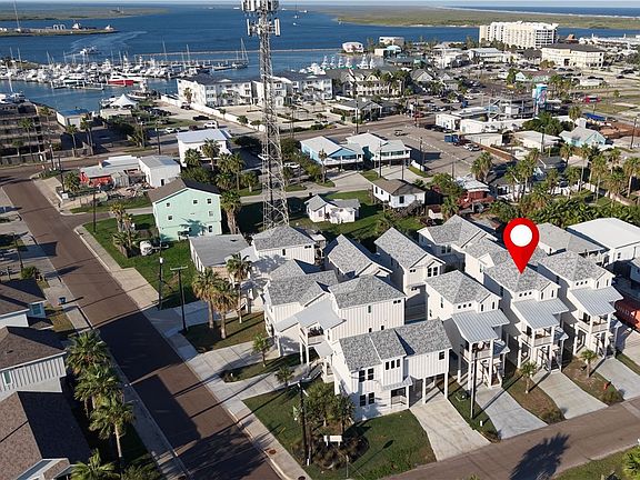 3rd image of 434 Oleander St #2