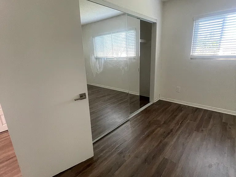 131 S Carondelet St #10 — Photo 8