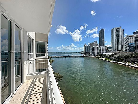 4th image of 801 Brickell Key Blvd Ph 8