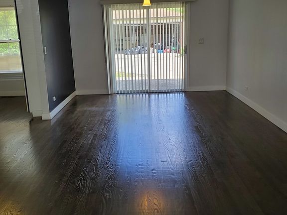5th image of 525 Banyan Dr