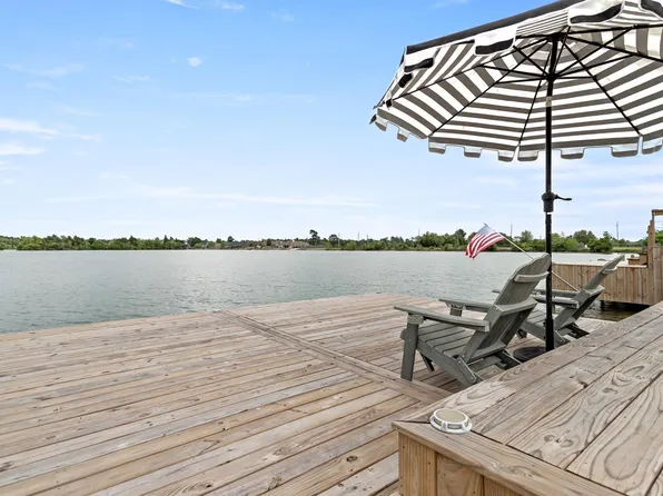 5670 Canvasback Dr, Orange, TX 77632