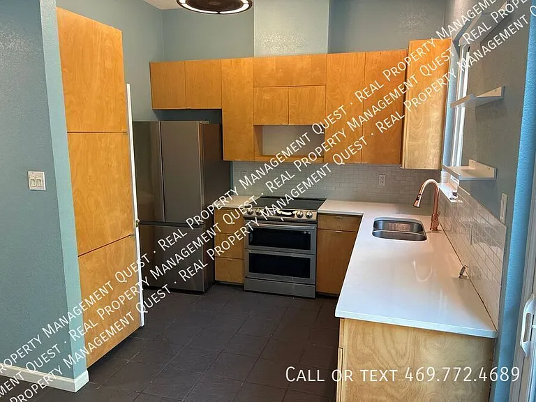 3948 Buena Vista St #105 — Photo 7