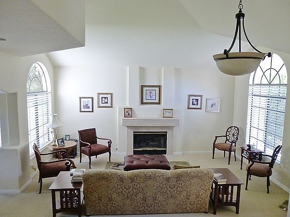3rd image of 774 Cedar Point Pl