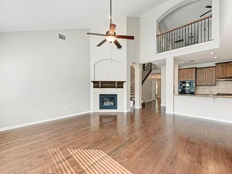 6805 Barstow Ct — Photo 7