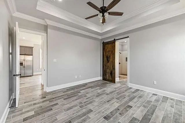 1308 N Sibley St — Photo 12