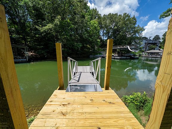 3rd image of 0 Crestfield Cir Lot 14