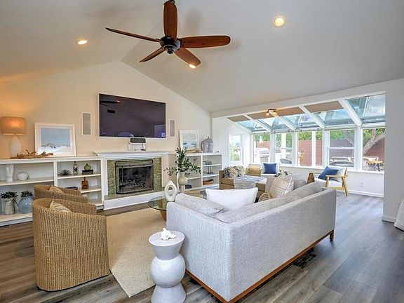 3rd image of 648 Surf View Dr