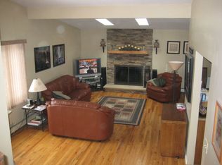 36 Old Stagecoach Rd, Byram Township, NJ 07821