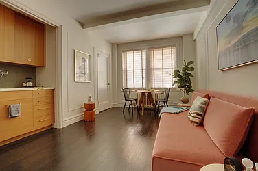 457 West 57th Street, #1512