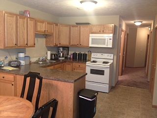 2nd image of 805 Clubhouse Dr