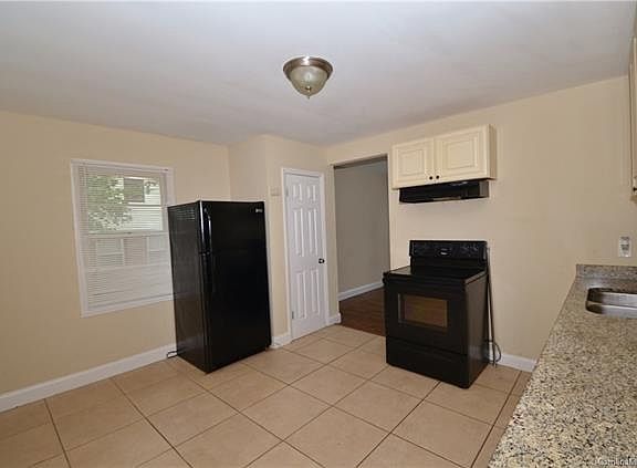 5th image of 1525 McAllister Dr
