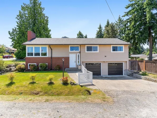 1823 N 170th Street, Shoreline, WA 98133