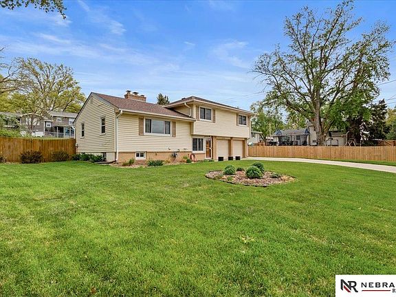 4th image of 3409 S 108th St