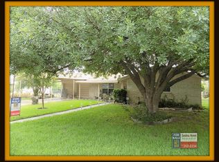 2012 Ricks Dr, Eagle Pass, TX 78852