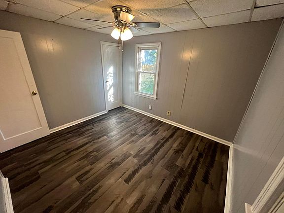 2nd image of 1517 Ravenswood Dr