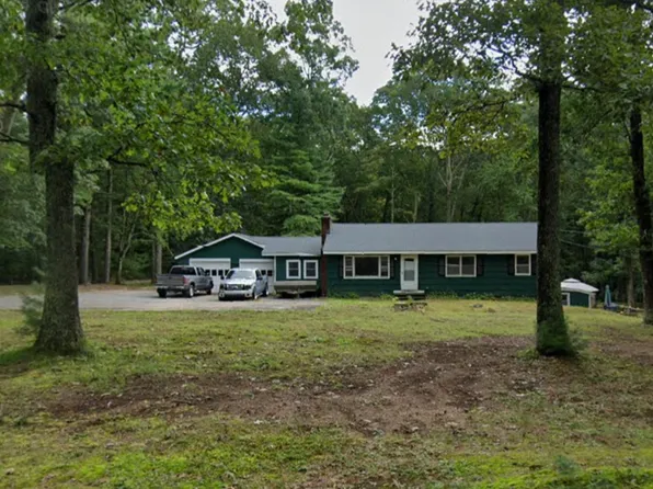 39 Navratil Rd, Willington, CT 06279