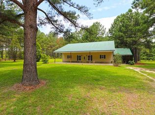 141 Bass Mullis Smith Rd, Cochran, GA 31014