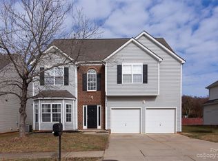 9629 Rothman Ln, Charlotte, NC 28215