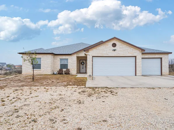 216 Camino Del Flor, Del Rio, TX 78840