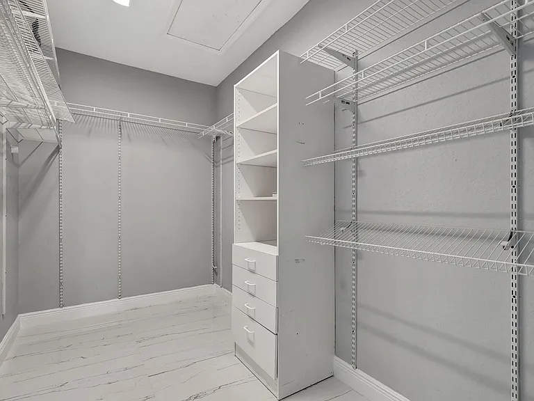 4190 Bahia Isle Cir — Photo 26