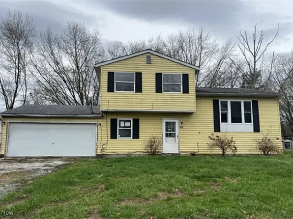 9067 Horn Rd, Windham, OH 44288