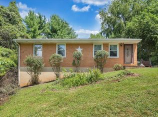 61 Richardson Dr, Roanoke, VA 24019