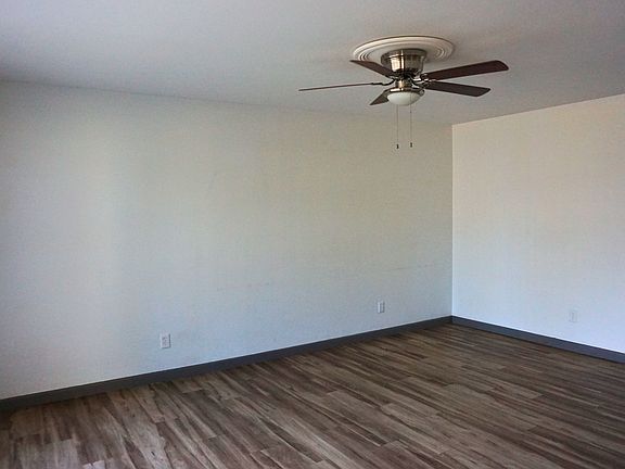 5th image of 1715 Woodrow Ave