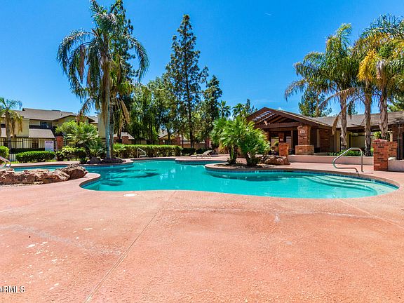 2nd image of 170 E GUADALUPE Road #173