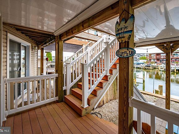 4th image of 148 Captains Quarters Rd #B