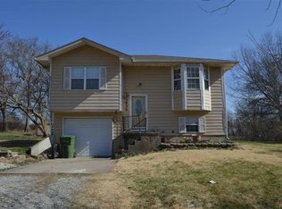 3826 Southgate Dr, Sedalia, MO 65301