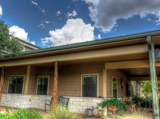 21 N Bonner Rd, Leakey, TX 78873