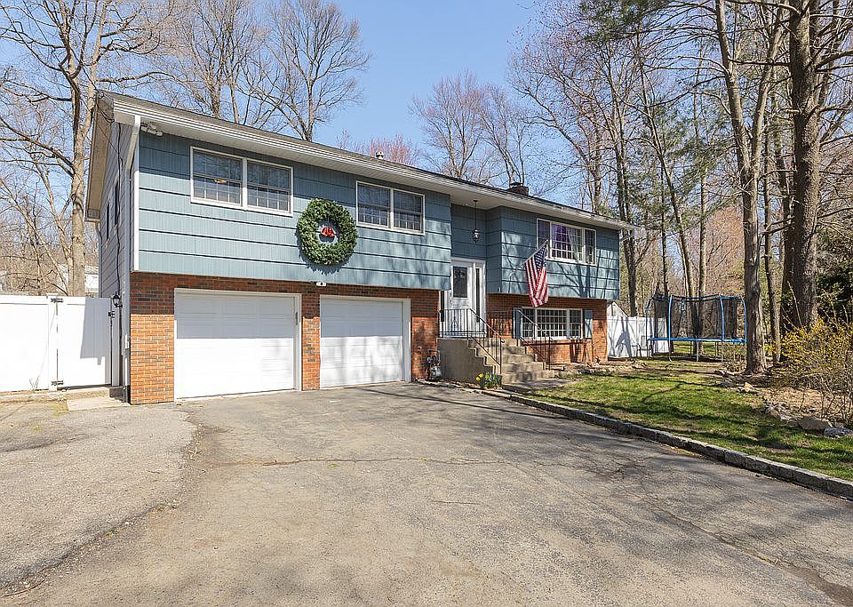 1st image of 65 Fisher Ave
