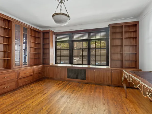 253 West 16th Street image 1 of 18