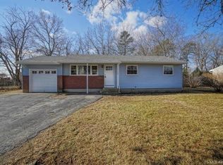 1155 Oxford St, Toms River, NJ