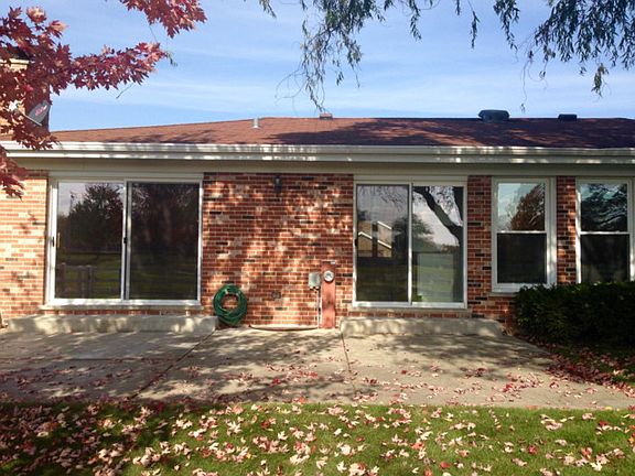 3rd image of 1065 E Carpenter Dr