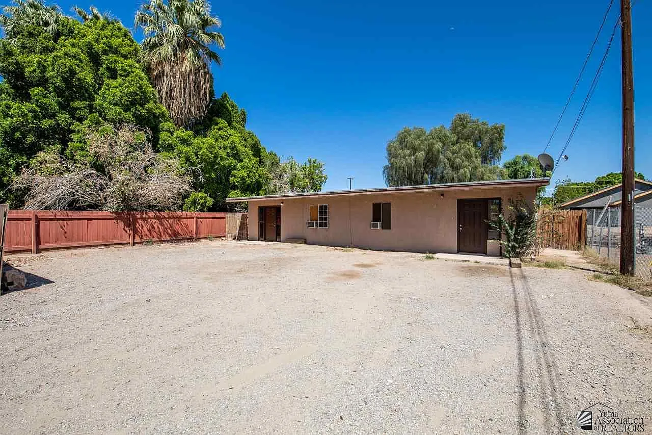 1 bed, 1.0 bath, 576 sqft, $795 — Photo 2