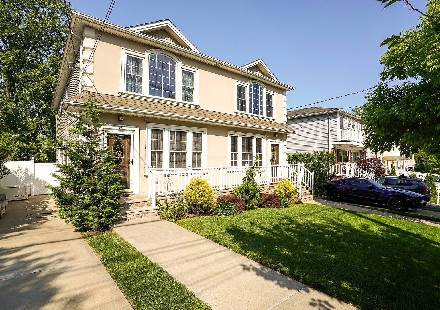 197 Justin Ave, Staten Island, NY 10306 Zillow