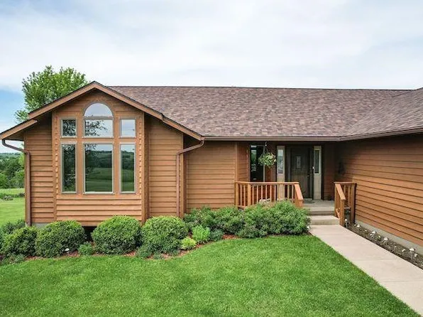 8250 McKenna Rd, Hollandale, WI 53544